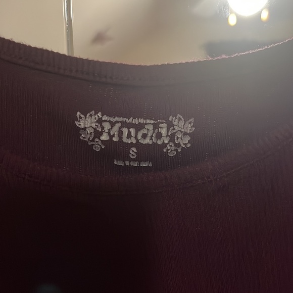 Purple Long-Sleeve Blouse with Shoulder Cut-Out - Picture 3 of 4